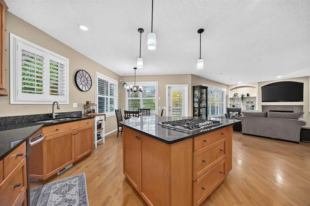 442 Sienna Heights Hill SW