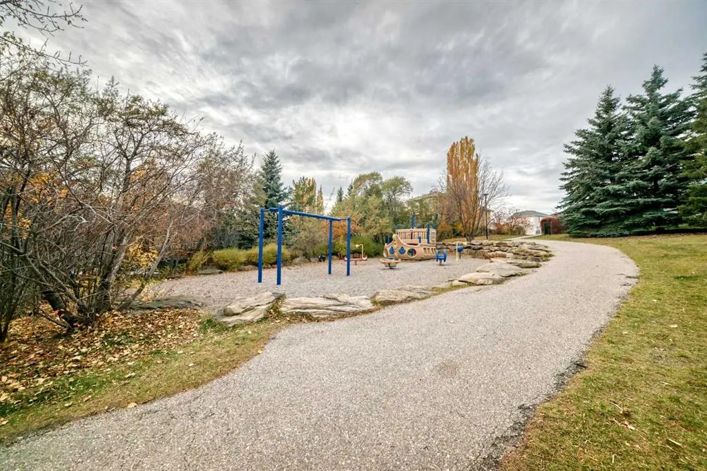 442 Sienna Heights Hill SW