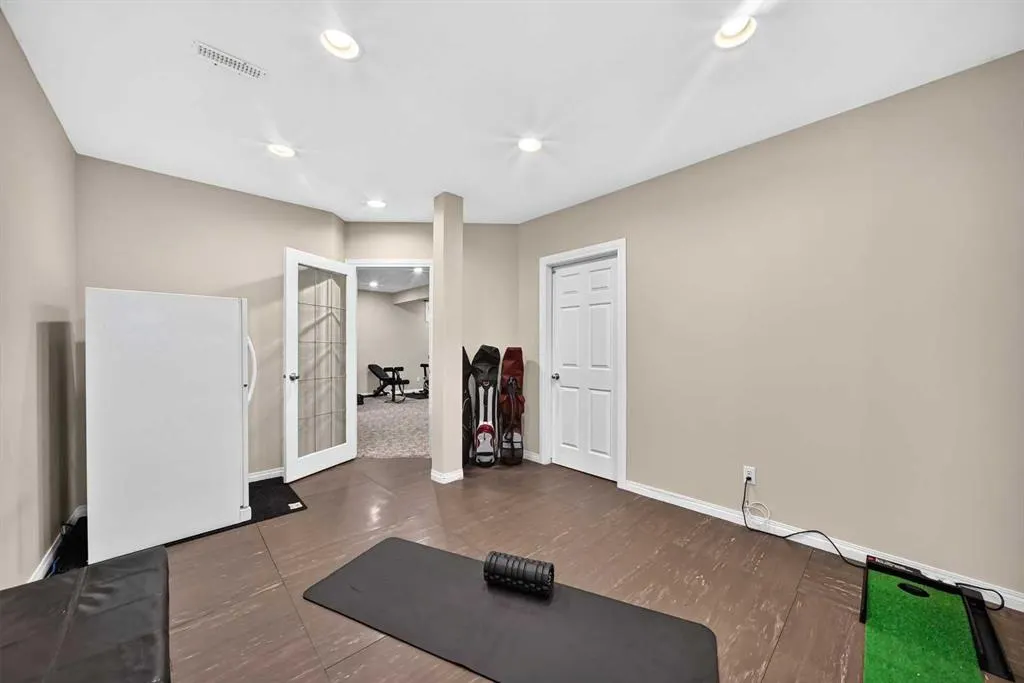 442 Sienna Heights Hill SW