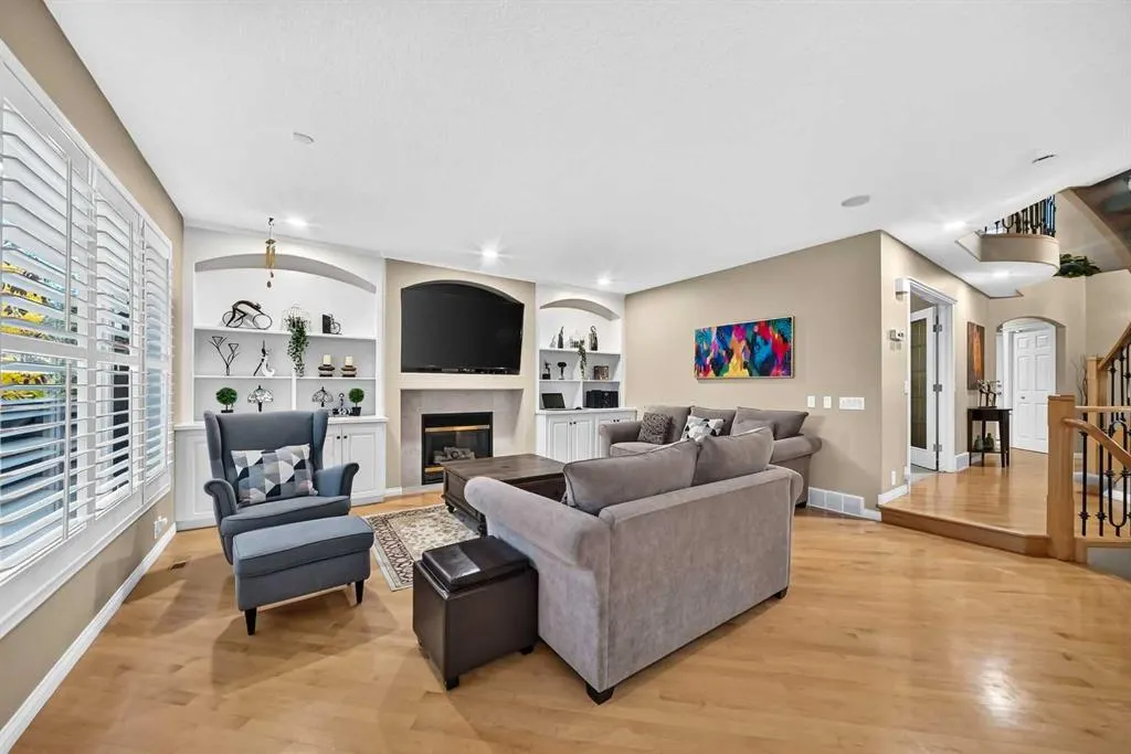442 Sienna Heights Hill SW