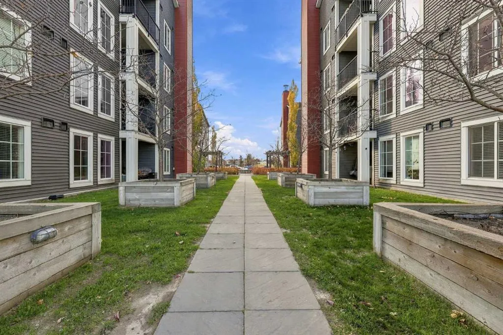 755 Copperpond Boulevard SE #3404