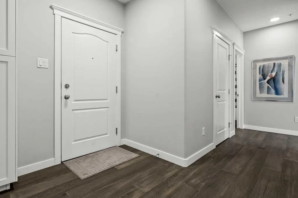 20 Discovery Ridge Close SW #424