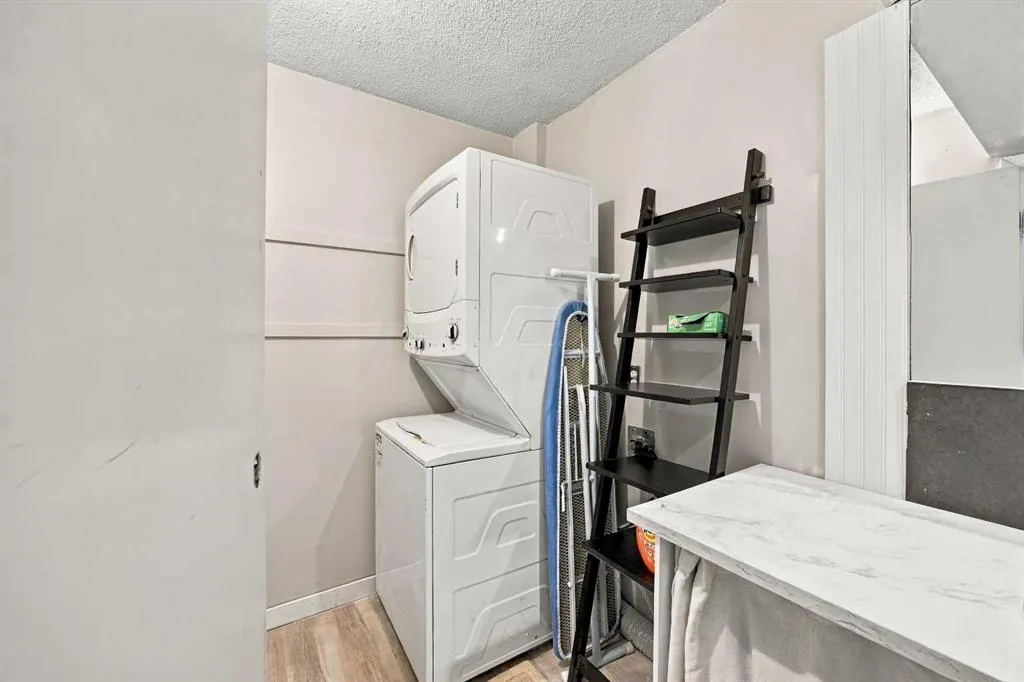 1140 15 Avenue SW #1002