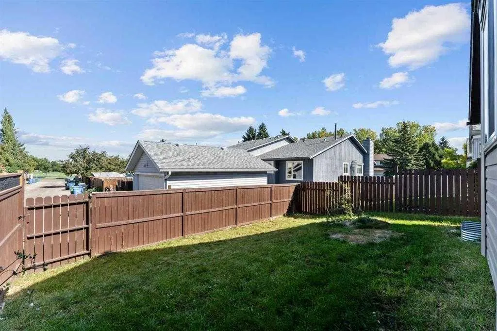 12 Cedargrove Road SW