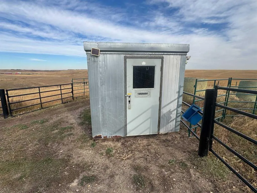273132 Range Road 275