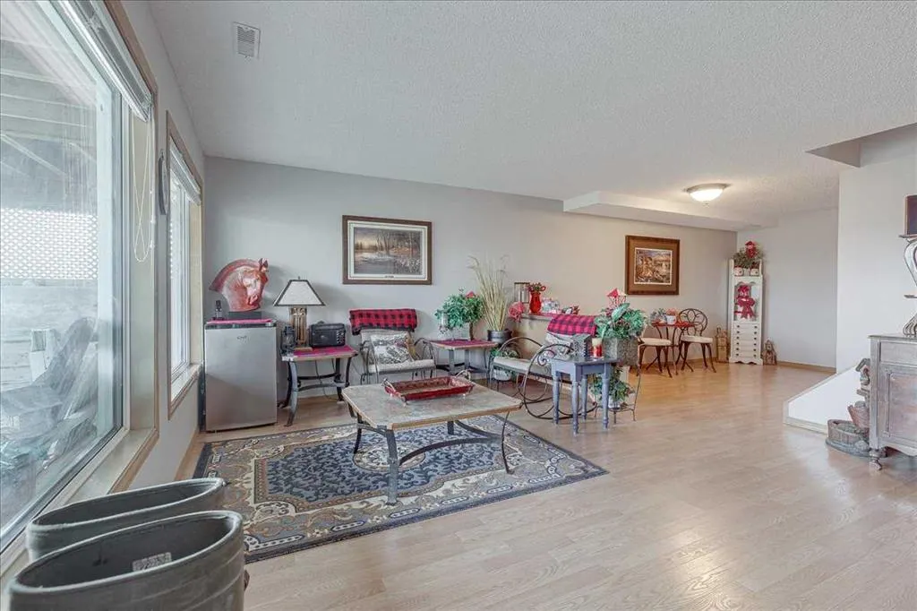 273132 Range Road 275