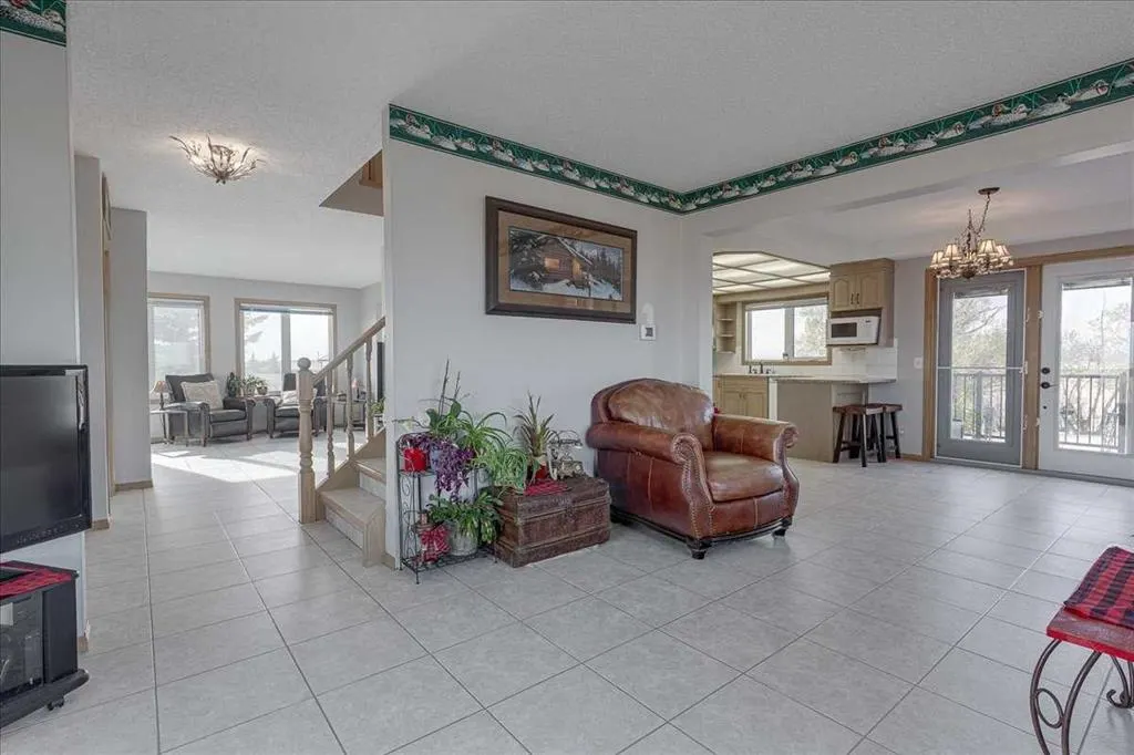 273132 Range Road 275