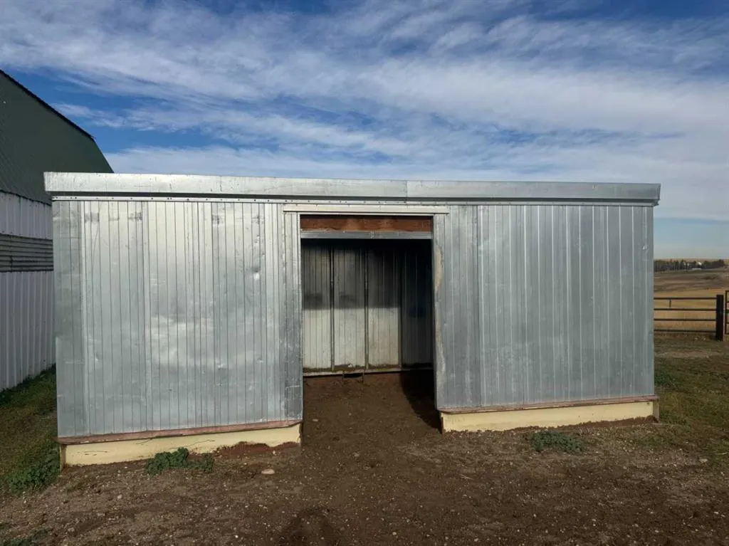 273132 Range Road 275