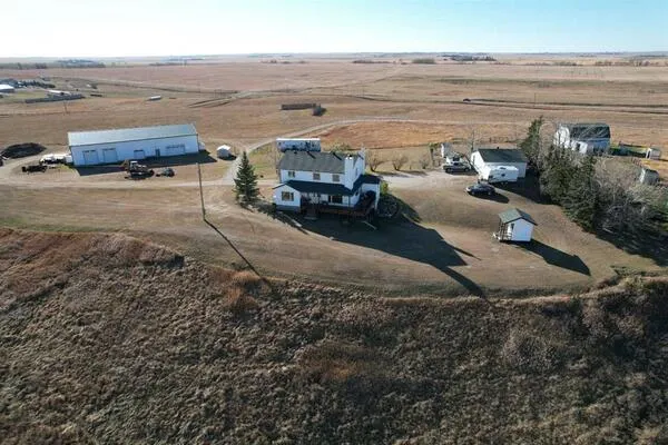273132 Range Road 275