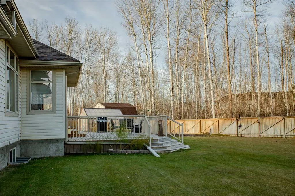 9 Chinook Crescent
