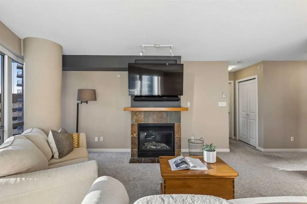 1088 6 Avenue SW #903