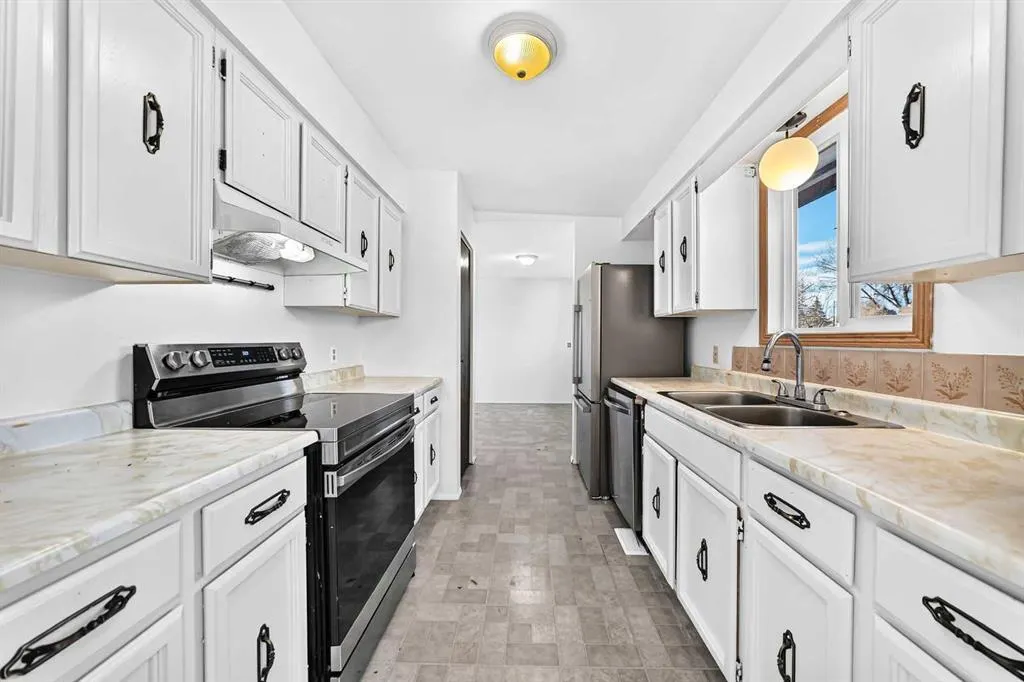 4 Sullivan Road SW