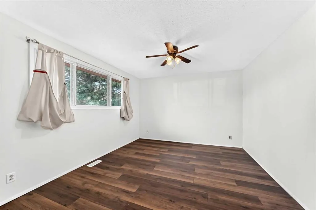 4 Sullivan Road SW