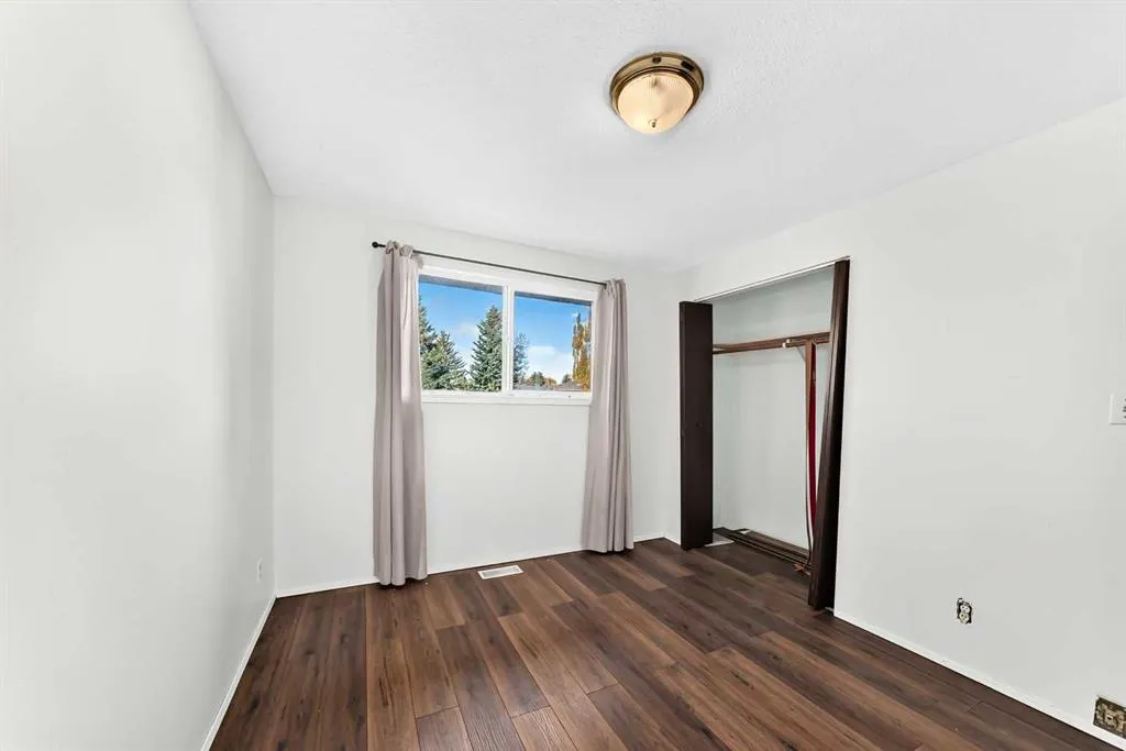 4 Sullivan Road SW
