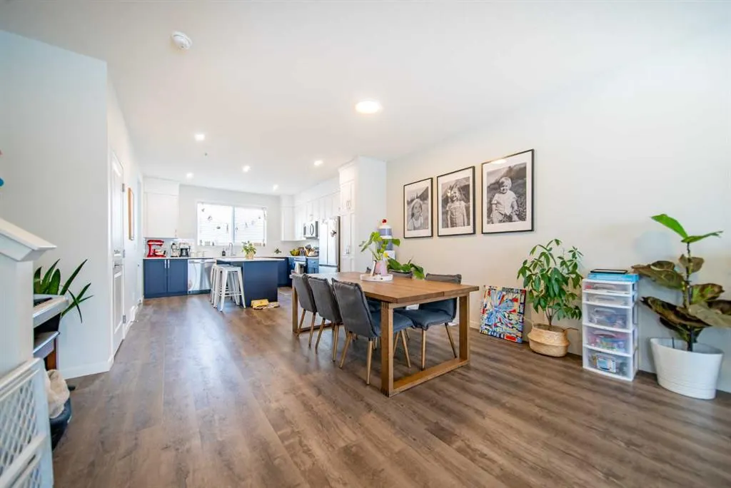 27 Iris Crescent