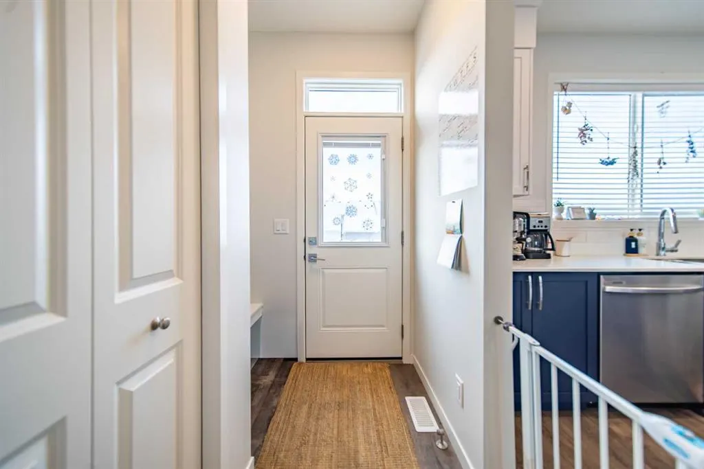 27 Iris Crescent