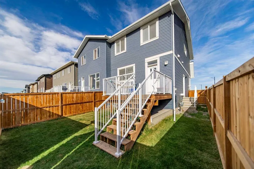 27 Iris Crescent