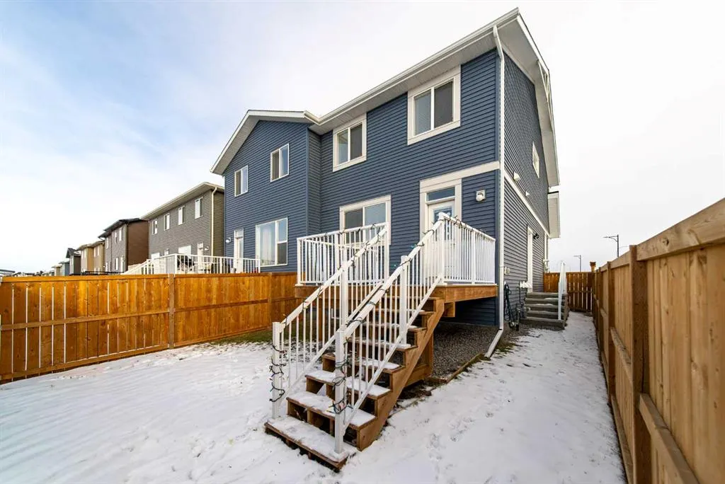 27 Iris Crescent