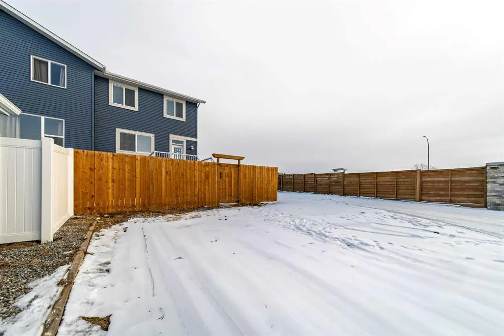 27 Iris Crescent