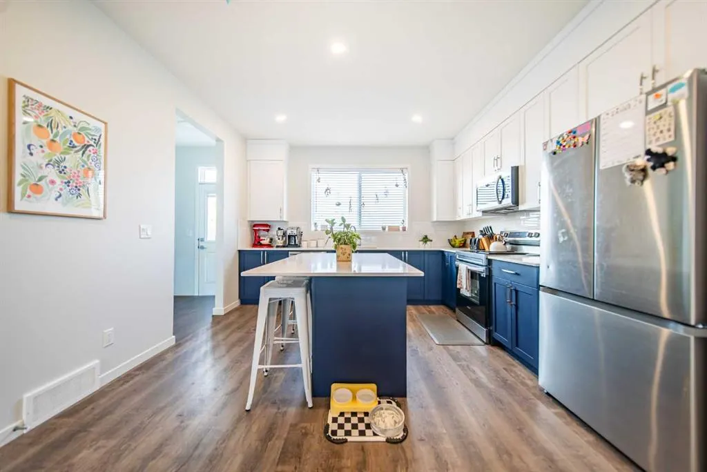 27 Iris Crescent