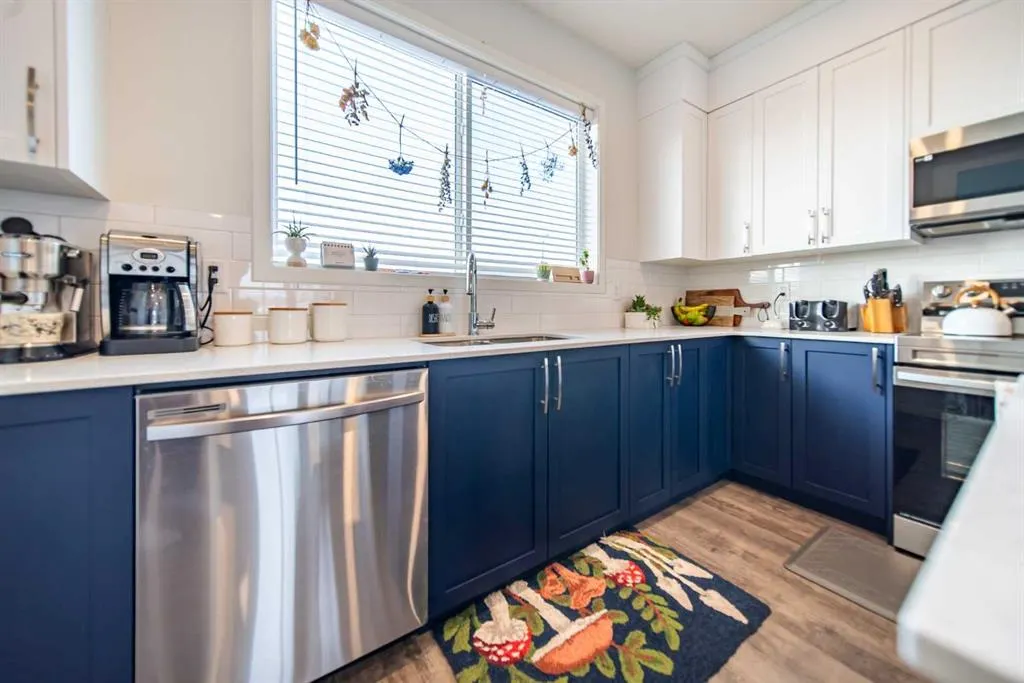 27 Iris Crescent