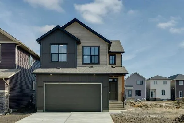 302 Hotchkiss Common SE