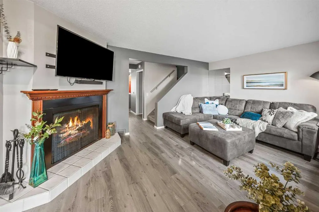 1845 Lysander Crescent SE #54