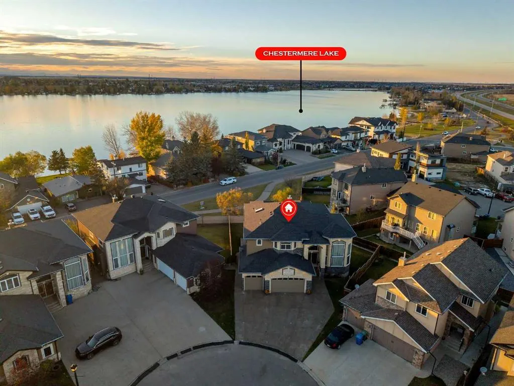 220 East Lakeview Place