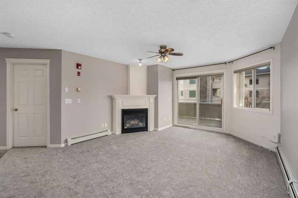 26 Country Hills View NW #217