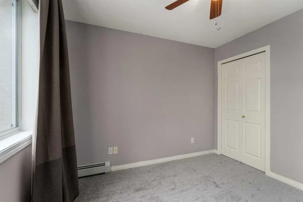 26 Country Hills View NW #217