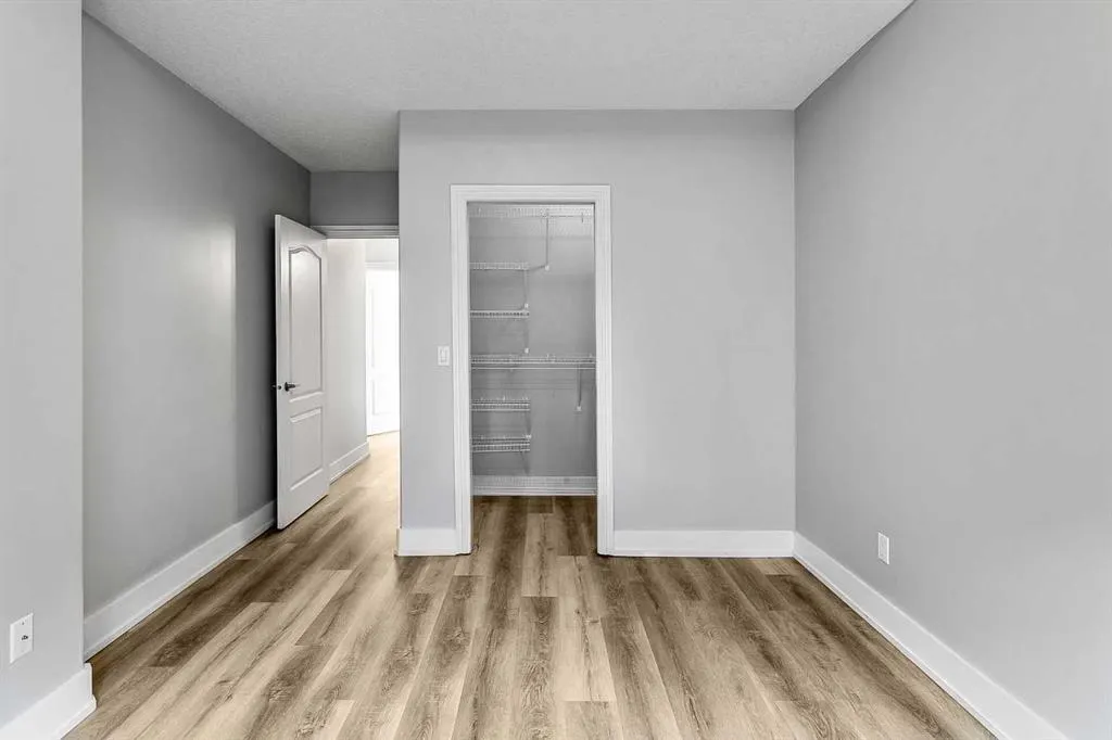 1720 11 Street SW #2