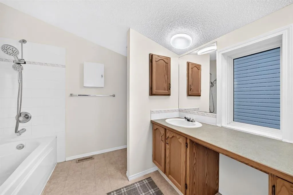 287 Harvest Oak Rise NE