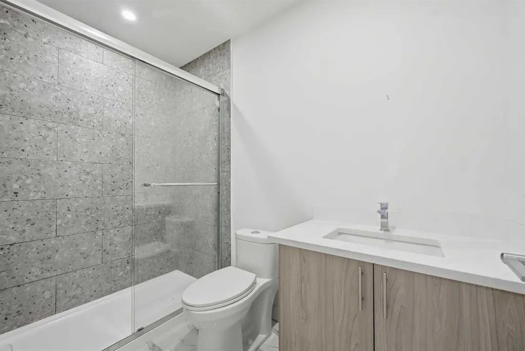 234 Chelsea Heath
