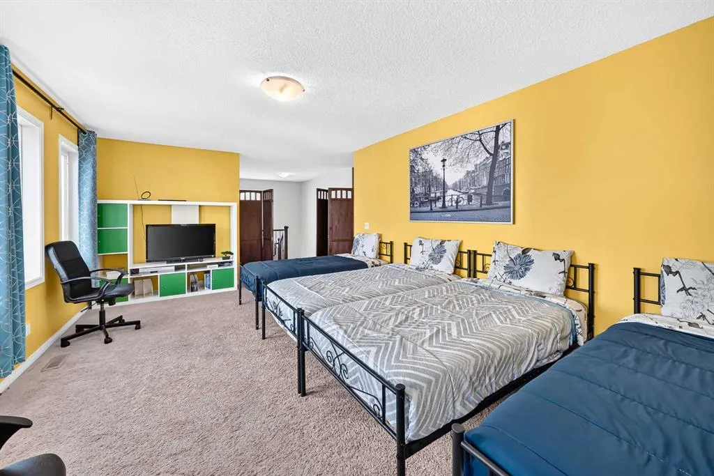 138 Windwood Grove SW