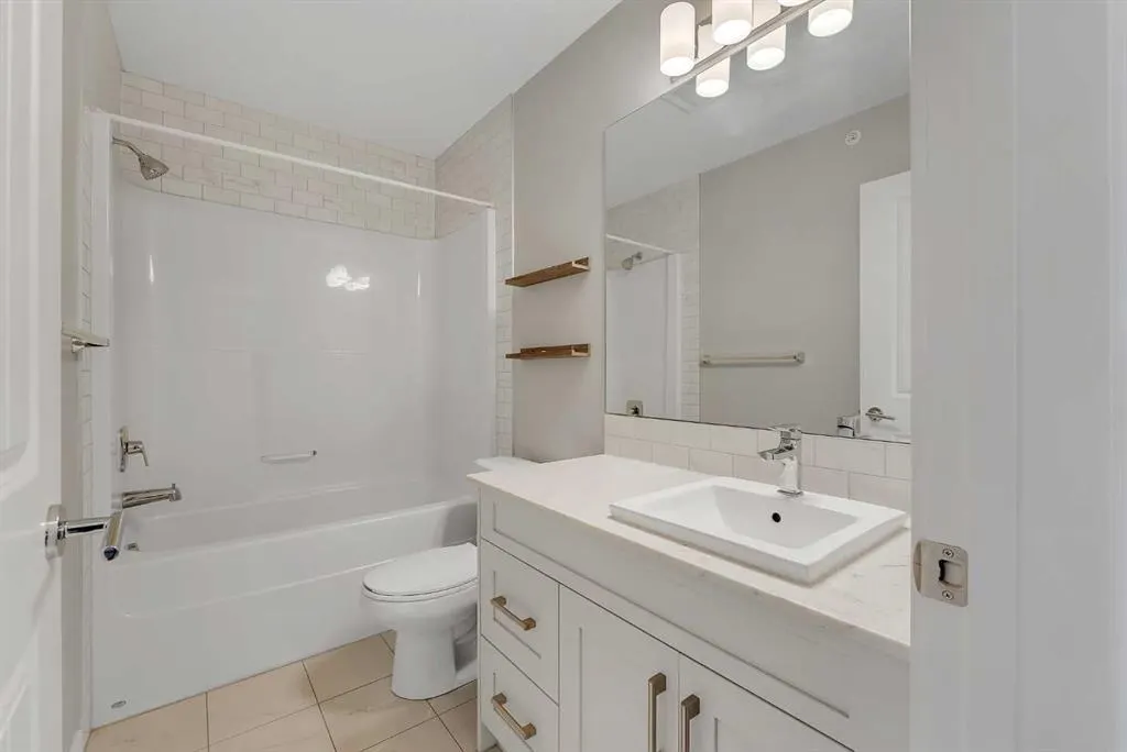 110 Auburn Meadows View SE #403
