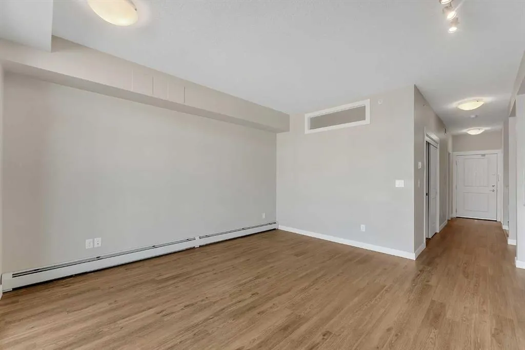 110 Auburn Meadows View SE #403