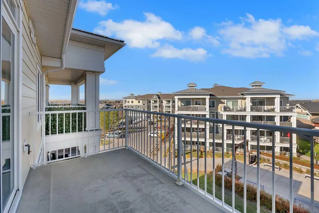 110 Auburn Meadows View SE #403