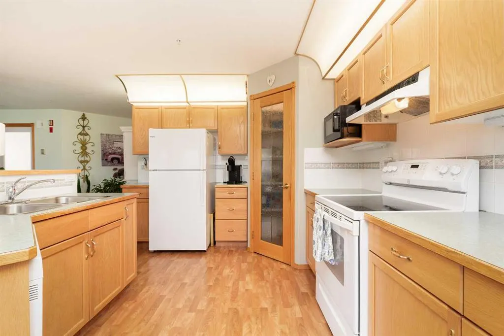 100 2nd Avenue S #322