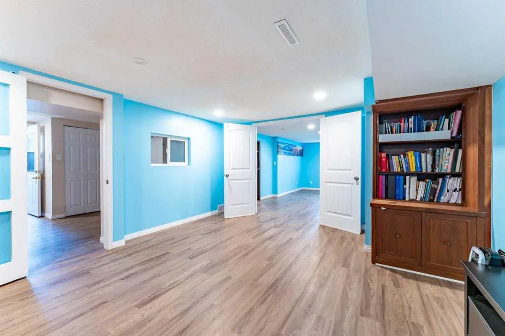 2018 Cottonwood Crescent SE