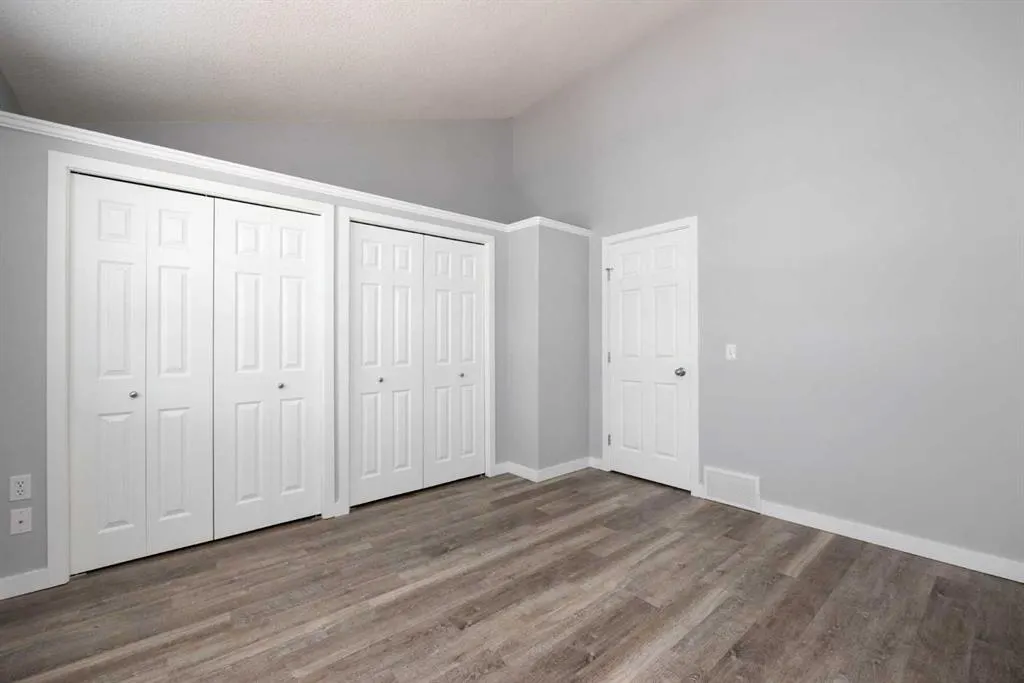 123 Arabian Drive #204