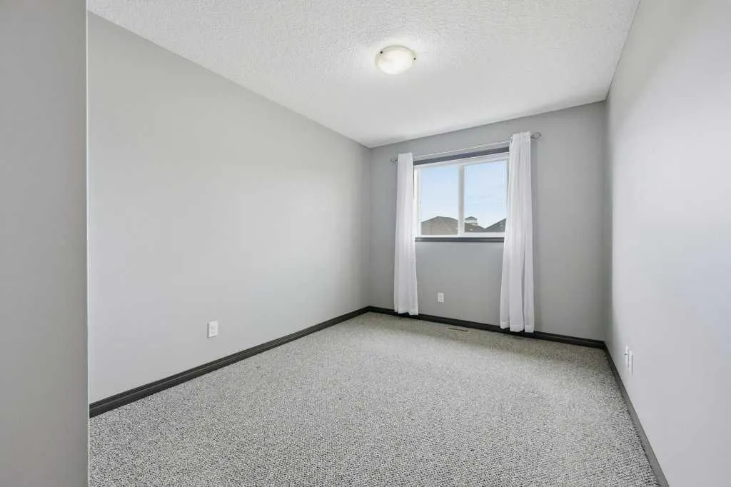 19 Auburn Crest Manor SE