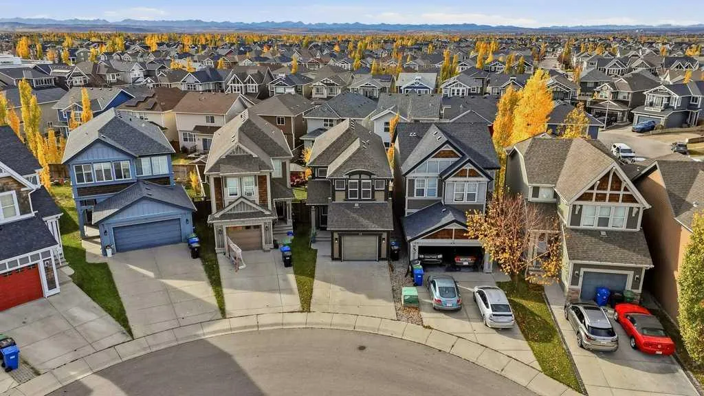 19 Auburn Crest Manor SE