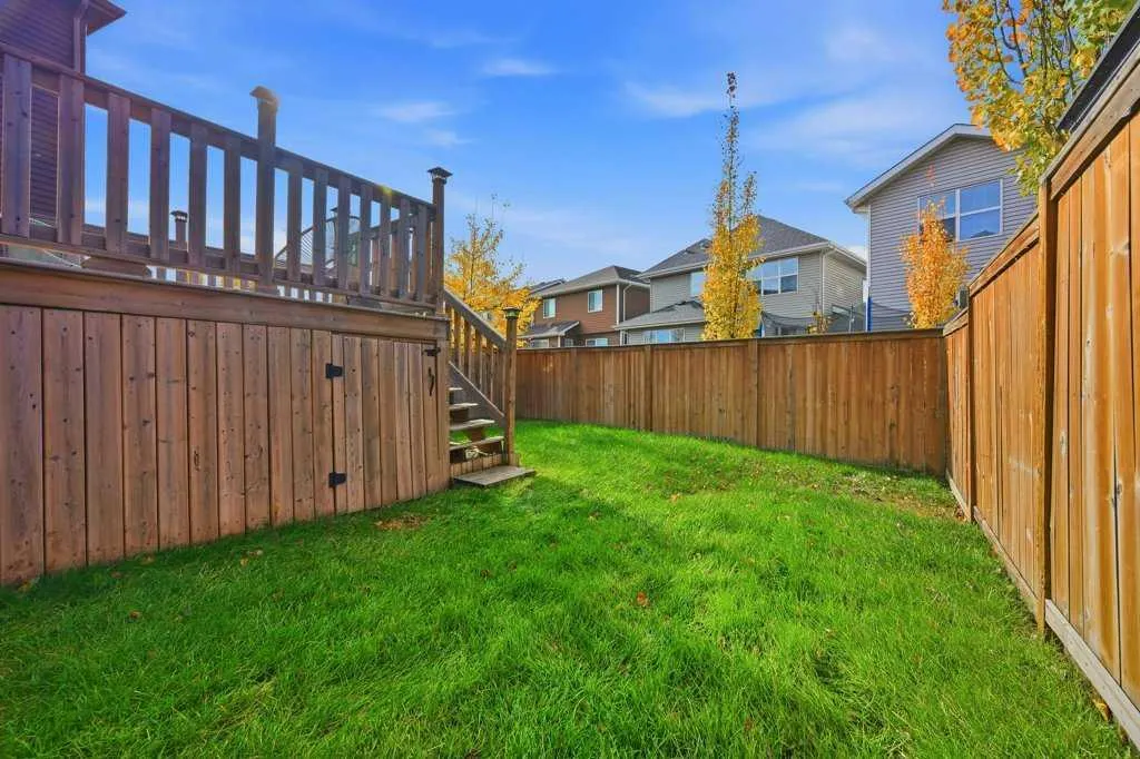 19 Auburn Crest Manor SE
