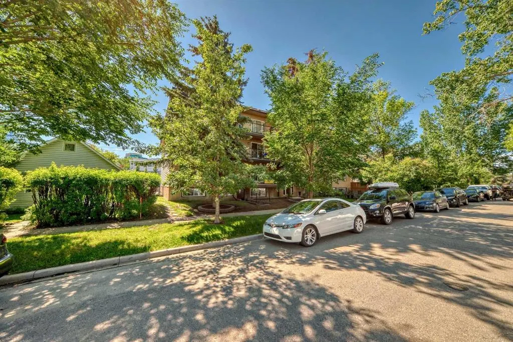 1027 1 Avenue NW #401
