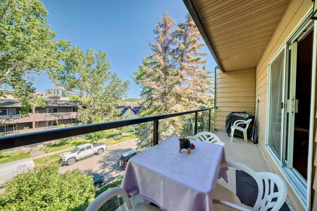 1027 1 Avenue NW #401