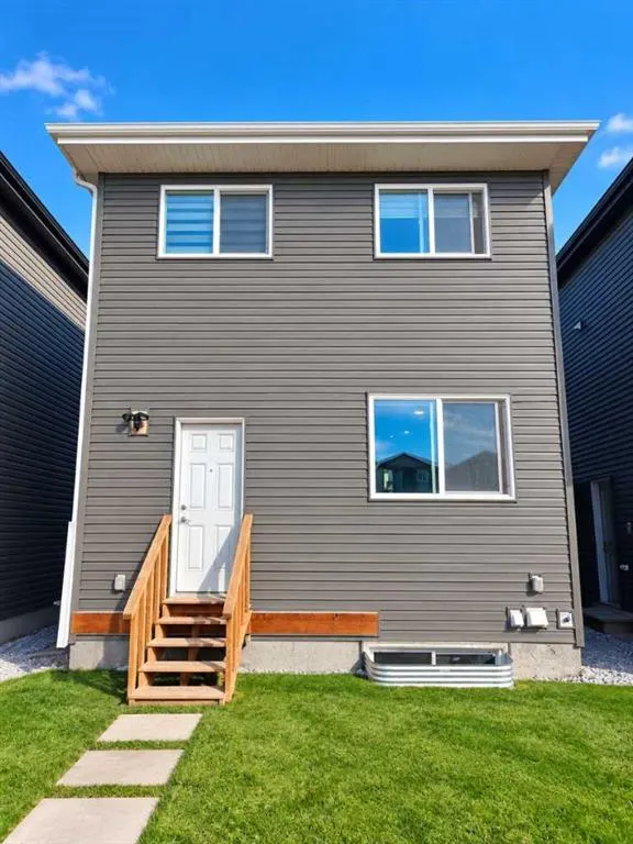 27 Cornerstone Green NE