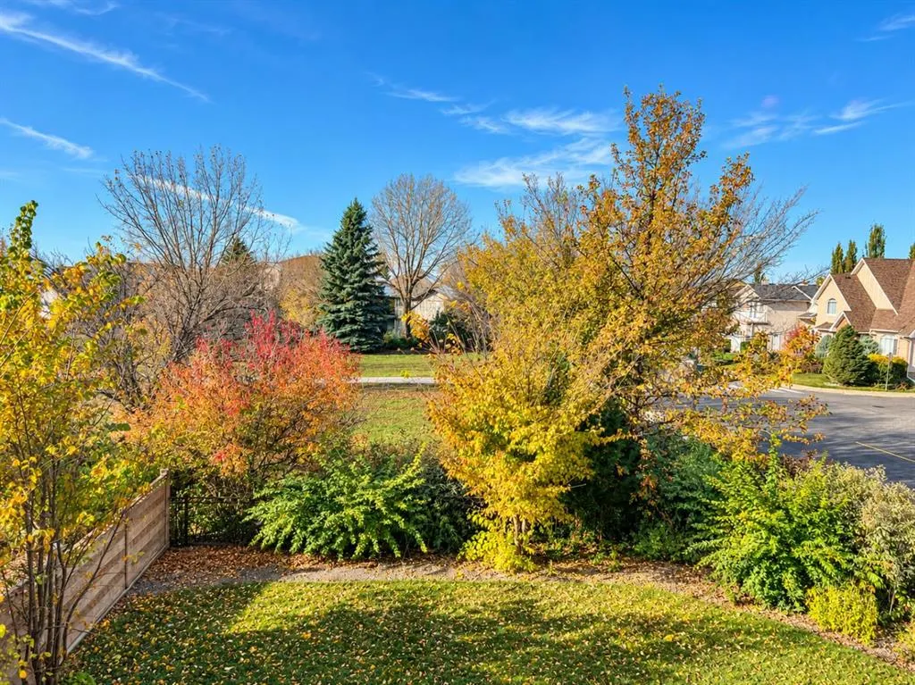 198 Grizzly Terrace N