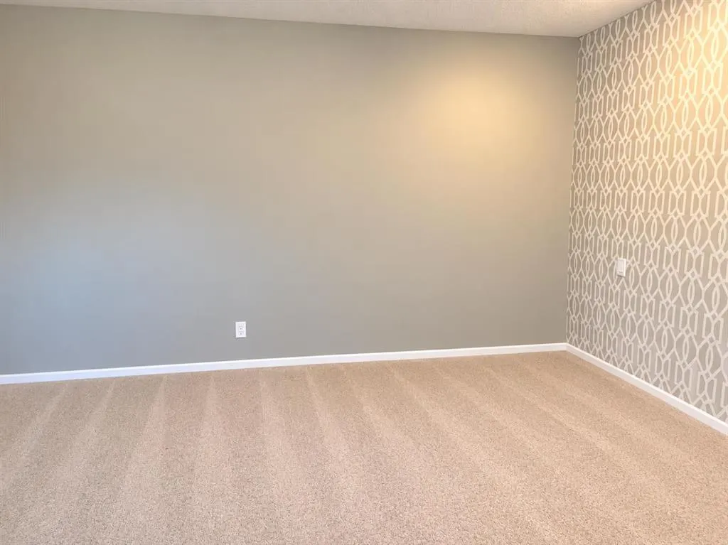 198 Grizzly Terrace N
