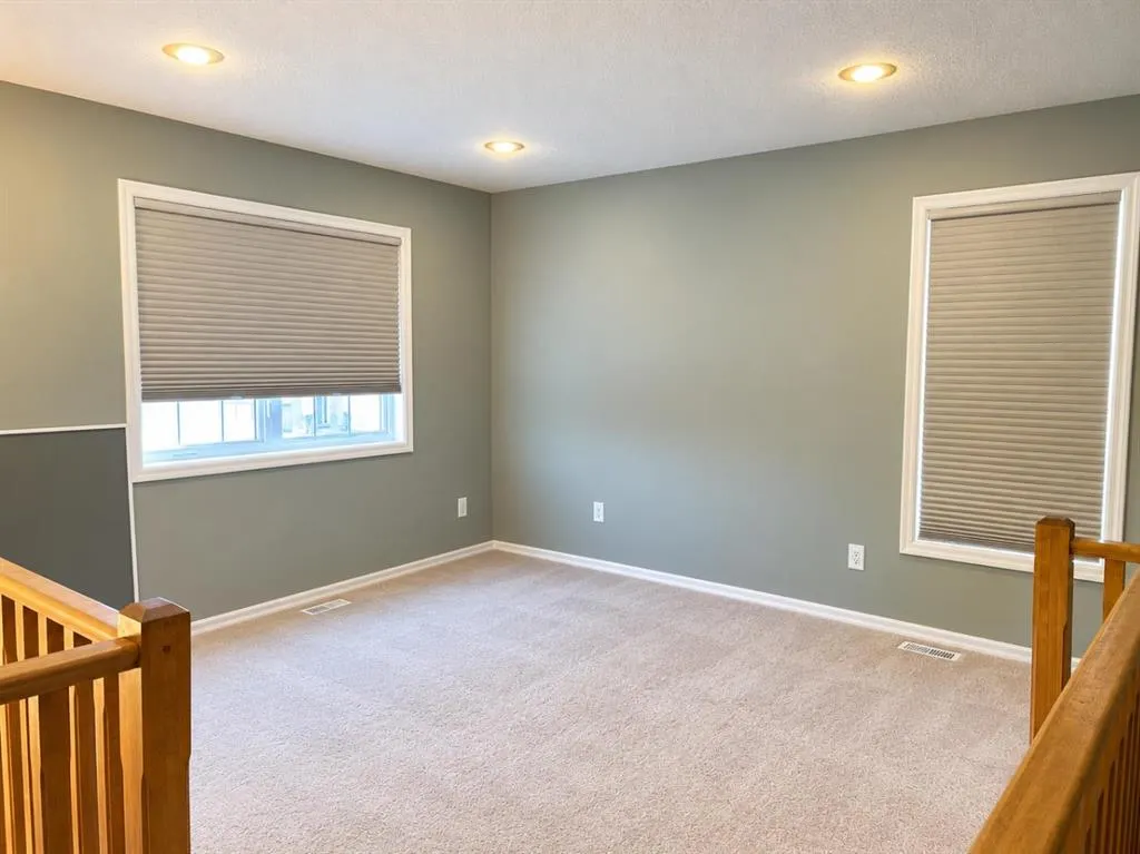198 Grizzly Terrace N