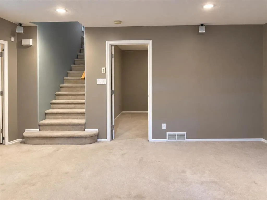 198 Grizzly Terrace N